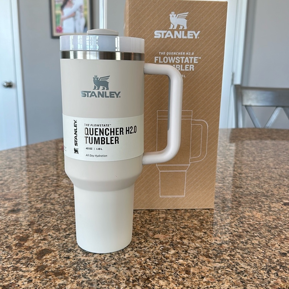 Brand new Stanley. Never used.